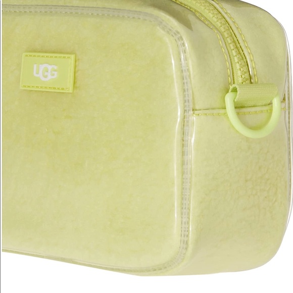 🆕 UGG Janey II Clear Sheepskin, Pollen - Picture 7 of 9